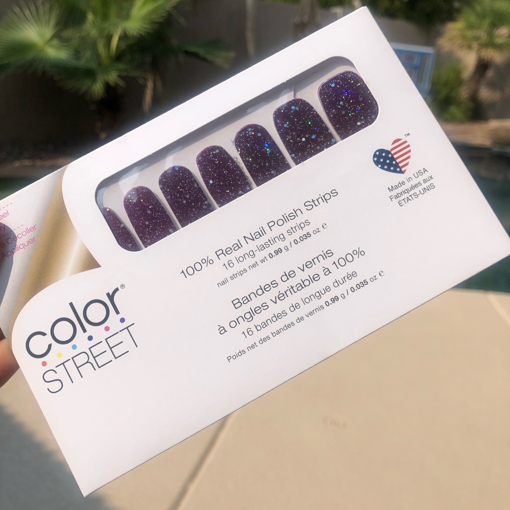 Colorstreet Nail Strips Bordeaux Glitz